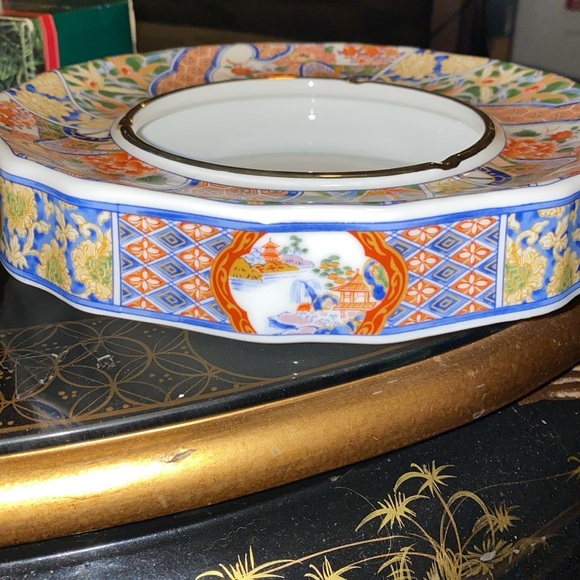 Vintage Signed IMARI Large Handpainted porcelain ASHTRAY bowl beautiful! - Picture 3 of 6
